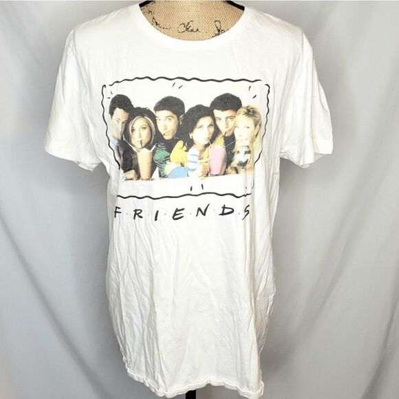 Boxlunch | FRIENDS Official Graphic Tee - Picture 1 of 3
